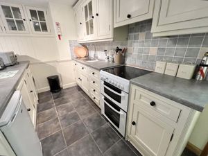 Photo 25- click for photo gallery